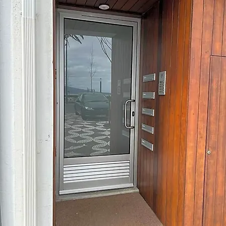 Estudio Frente Mar * Horta (Azores)