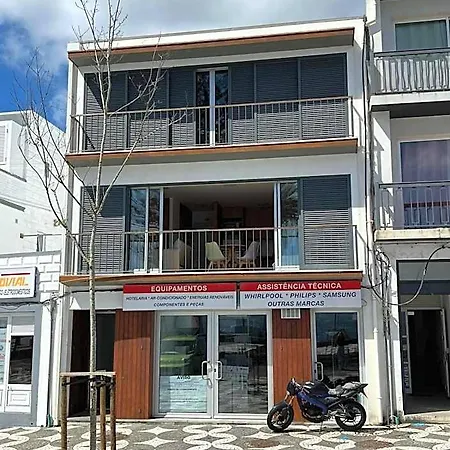 Estudio Frente Mar *